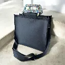 Cartera Valdés "Total Black" Plástico Reciclado 