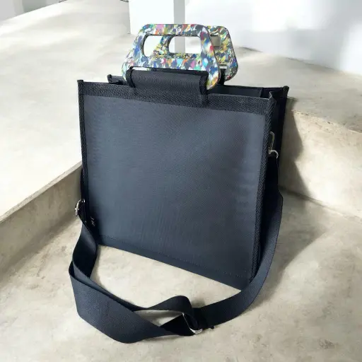 Cartera Valdés "Total Black" Plástico Reciclado 